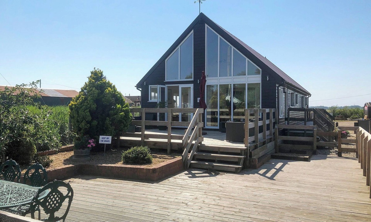 Haddiscoe Cottage | 3 bedroom accommodation in St Olaves, near Beccles