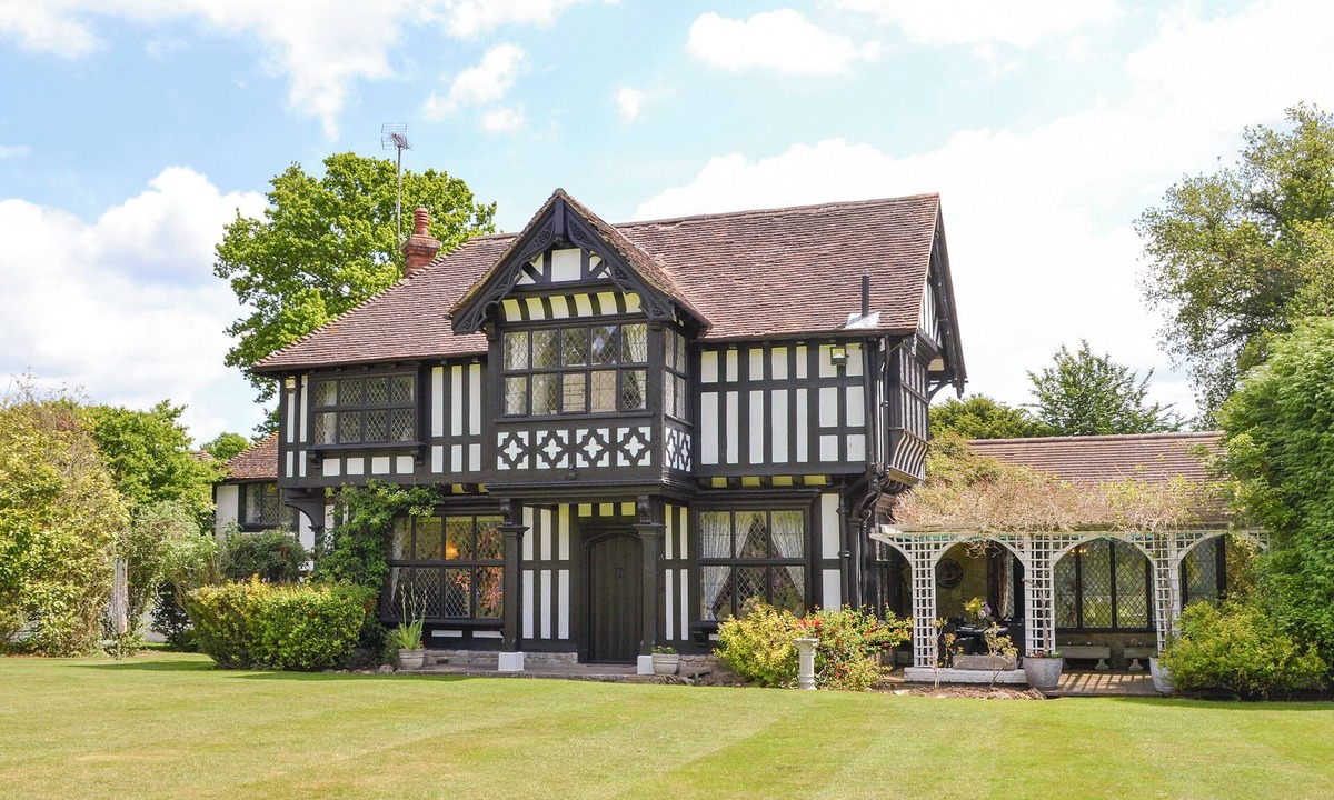 Ashford Cottage | 3 bedroom accommodation in Little Chart, near Ashford