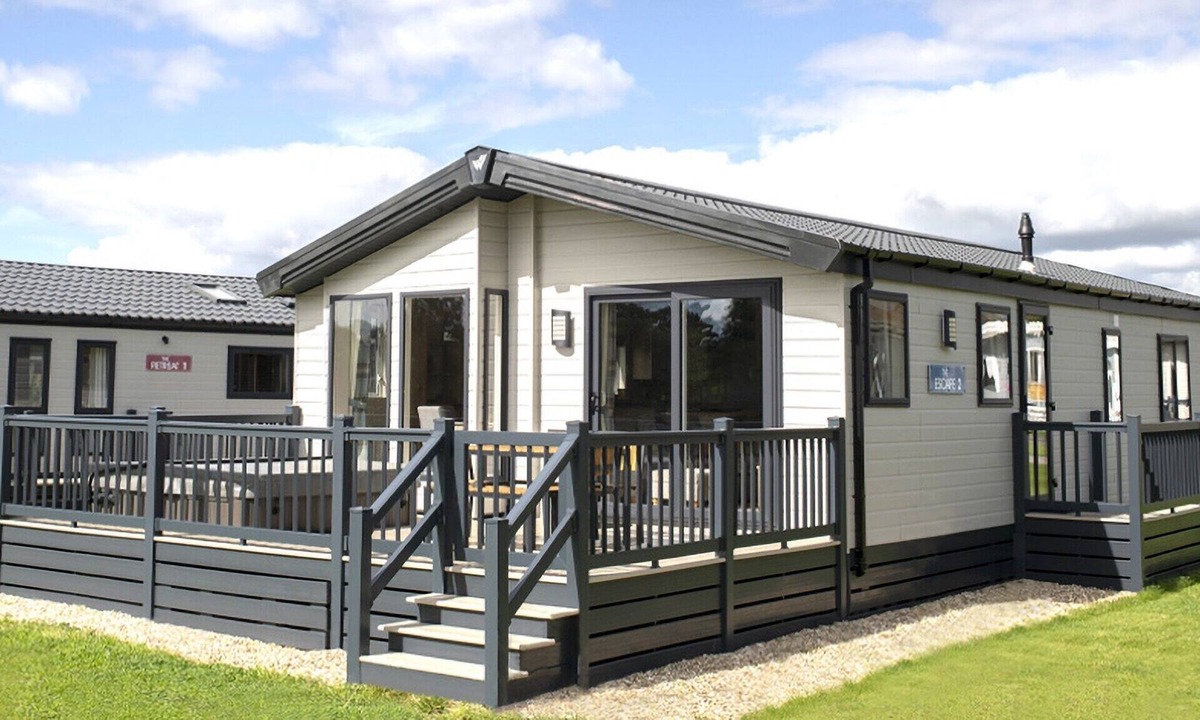 Woodbury Cabin | 3 bedroom accommodation in Clyst St Mary, Nr Exeter