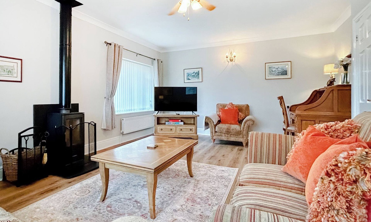 Asenby Cottage | 3 bedroom accommodation in Topcliffe, near Thirsk