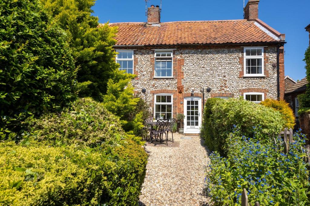 Docking House | 3 Chapel Cottages