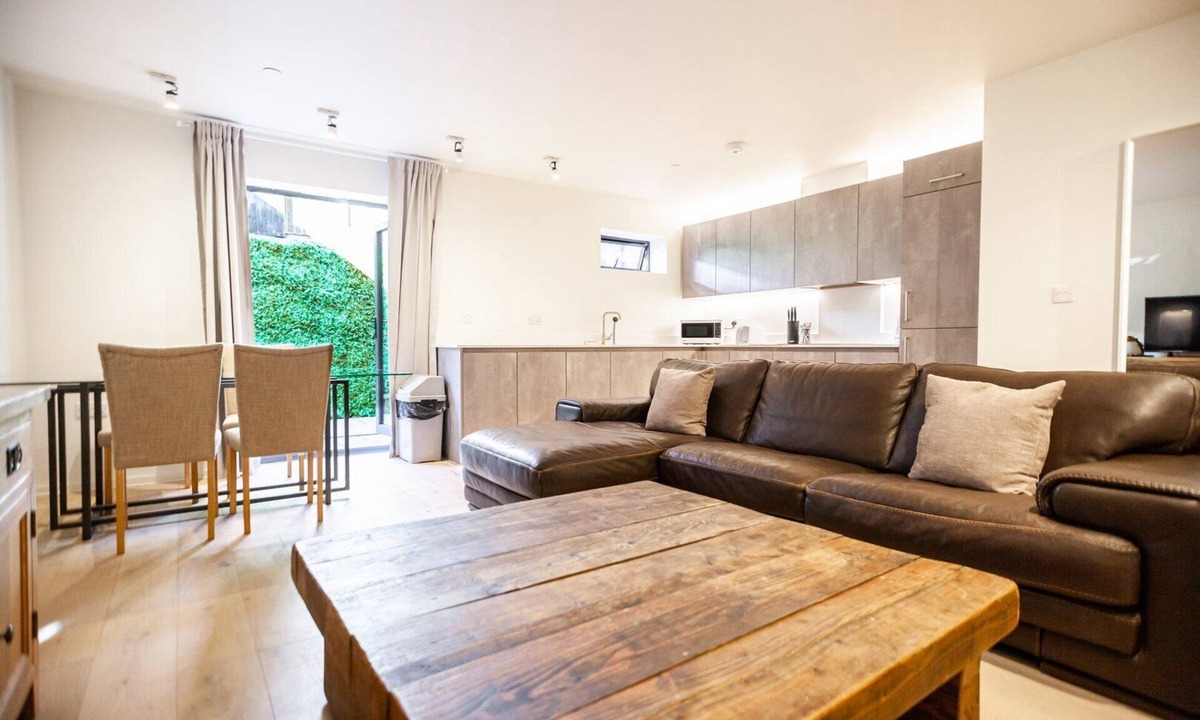 St Leonards-On-Sea Apartment | 3 The Hideaway (2mins from the beach)