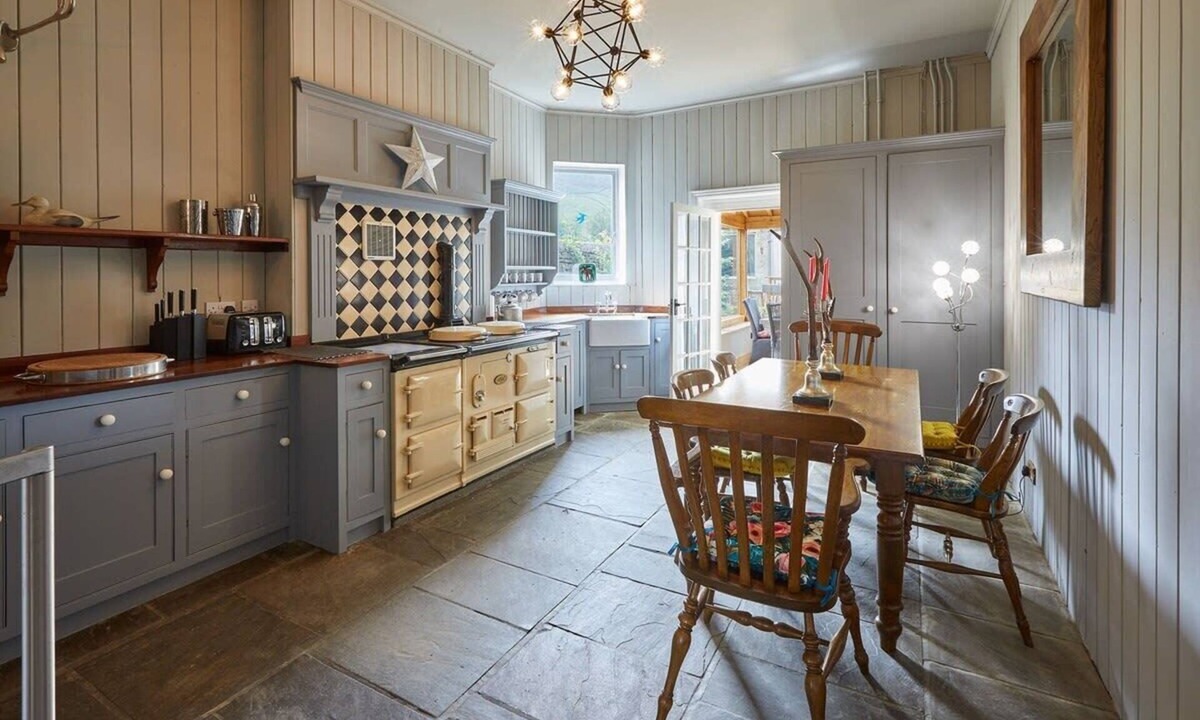 Burnsall Cottage | 4 Bed in Burnsall (oc-t29735)