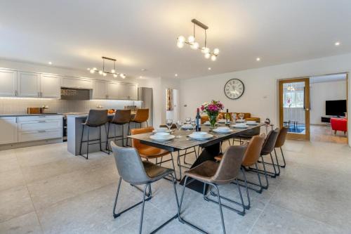 Glandyfi House | 4 Bed in Capel Bangor oc-m30145