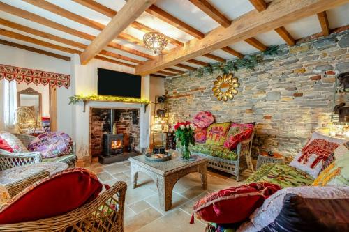 Orston House | 4 Bed in Long Bennington oc-p29872