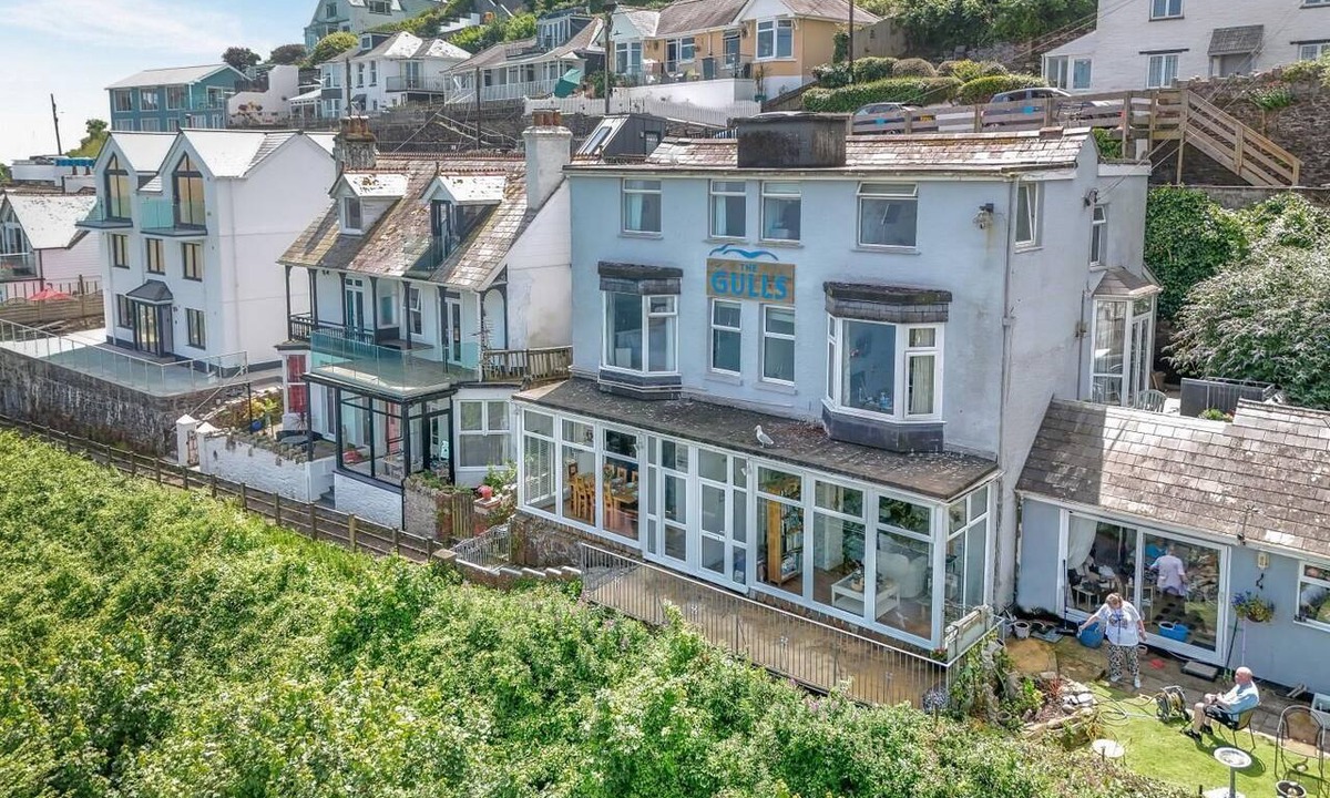 West Looe Cottage | 4 Bed in Looe (oc-l30051)