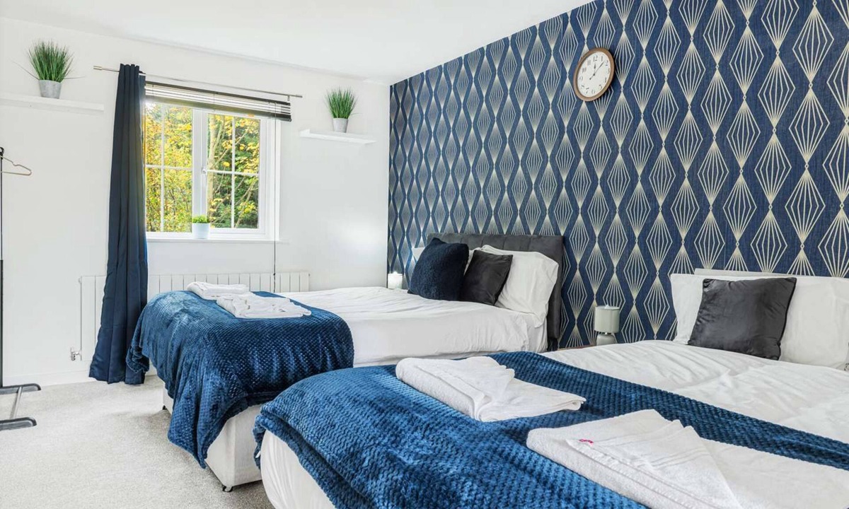 Newark upon Trent House | 4-Bed Spacious House Perfect for Long-Term Stays