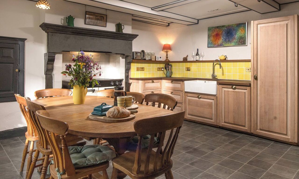 Kirkby Stephen Cottage | 4 bedroom accommodation in Ravenstonedale, near Kirby Stephen