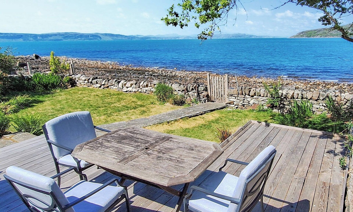 Strathcarron Cottage | 4 bedroom accommodation in Milton, Applecross