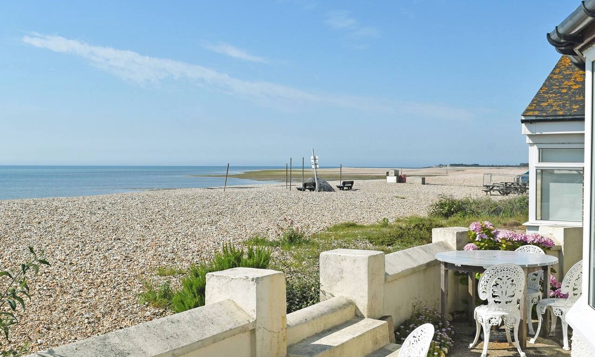 Pagham Cottage | 4 bedroom accommodation in Pagham, near Chichester