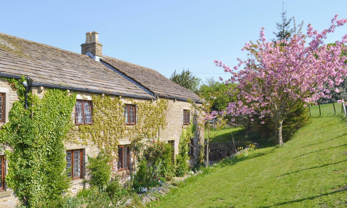 Kettleshulme Cottage | 4 bedroom accommodation in Kettleshulme, near Whaley Bridge