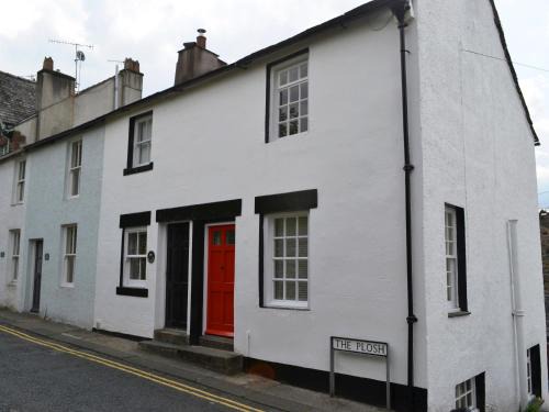 Keswick House | 4 The Plosh