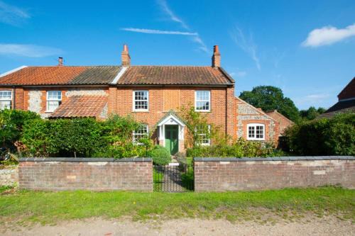 Aldborough House | 5 Bed in Southrepps oc-2211
