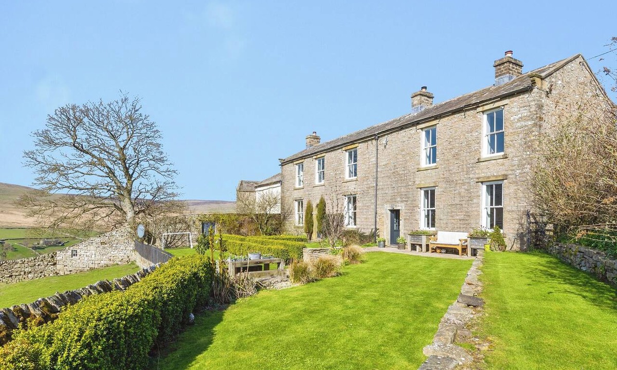Fremington Cottage | 5 bedroom accommodation in Arkengarthdale, near Reeth