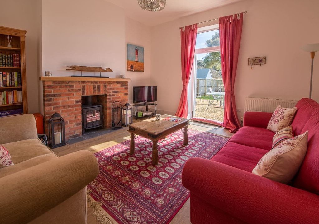 Freshwater Bay House | 5 bedroom accommodation in Freshwater