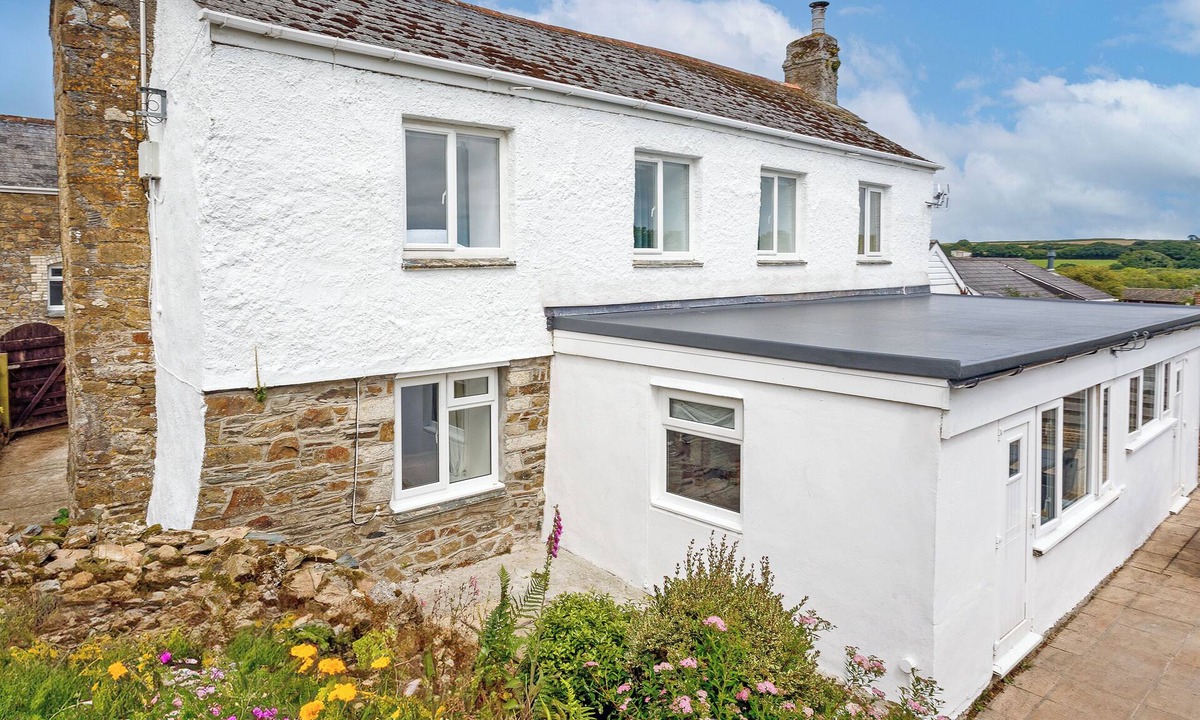 Grampound Cottage | 5 bedroom accommodation in St Austell