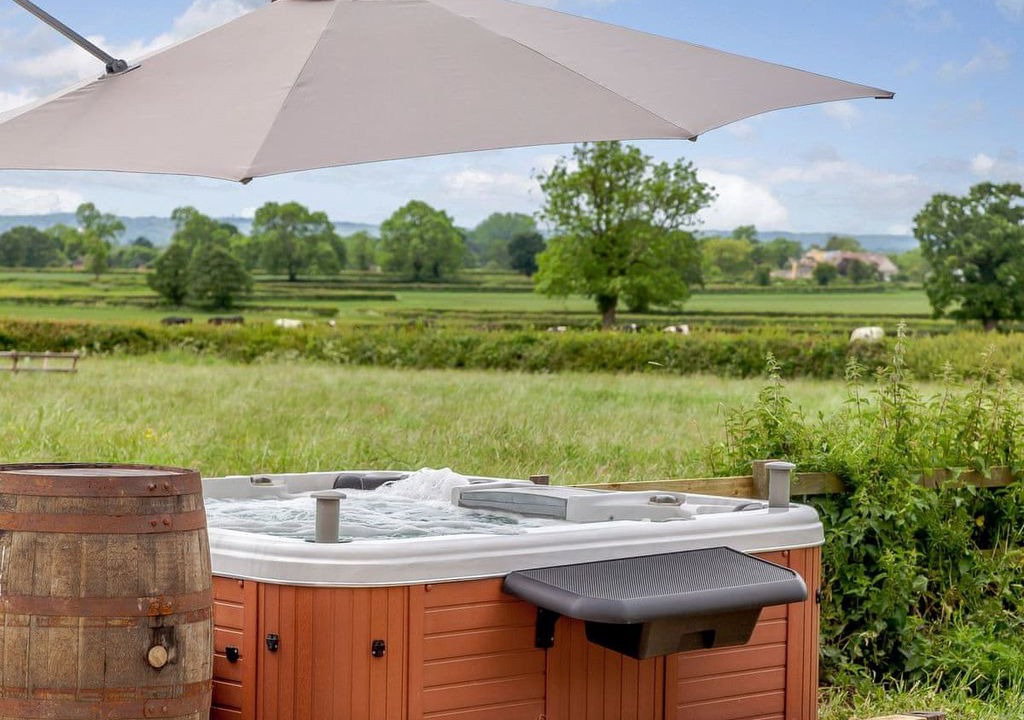 Radbourne House | 5 bedroom accommodation in Sutton-on-the-Hill, near Ashbourne