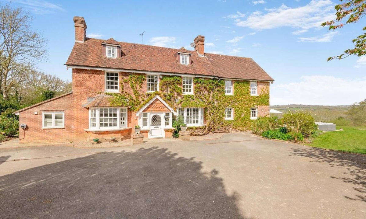Hadlow Down Cottage | 6 Bed in Hadlow Down (oc-g36329)