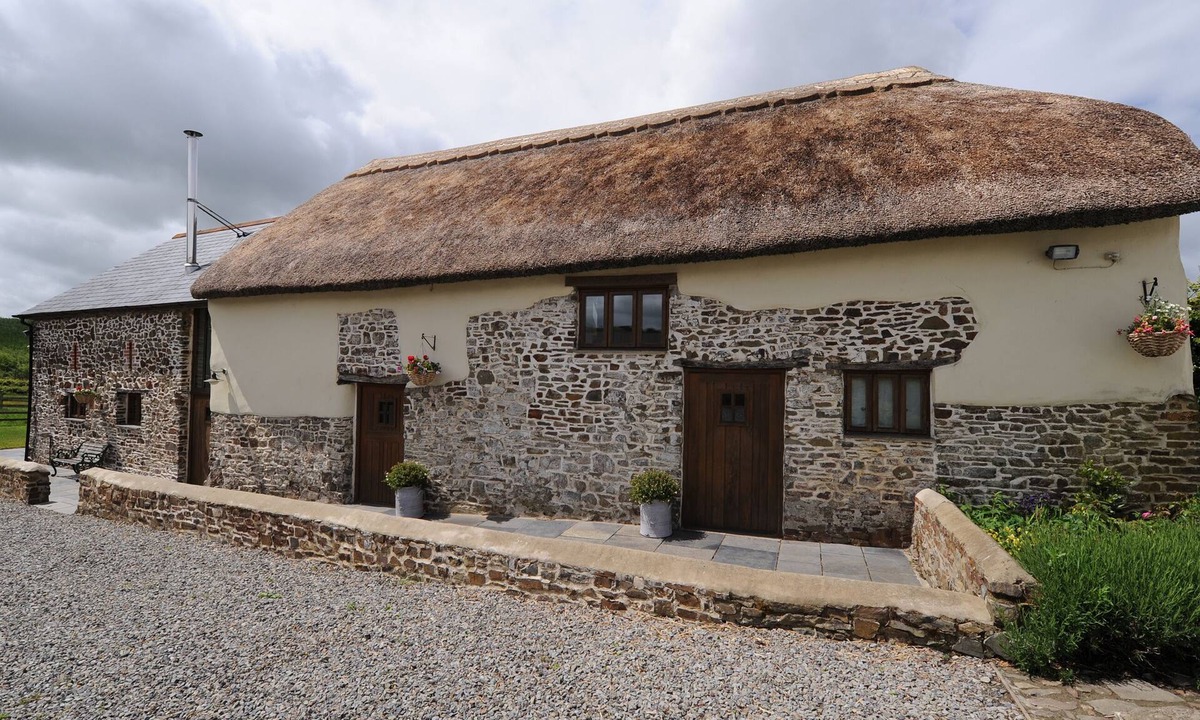 Torrington House | 6 bedroom accommodation in Torrington