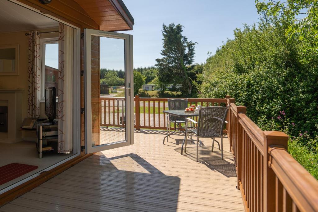 Mullacott House | 7 Atlantic Court