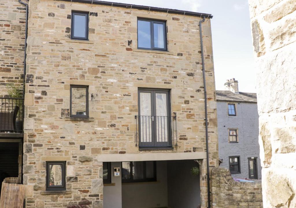 Skipton House | 9 Navigation Square