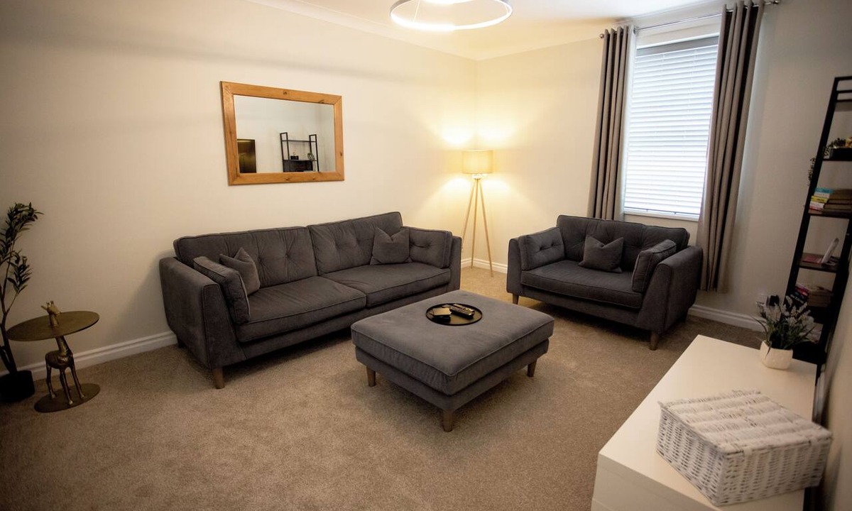 Darlington House | A comfortable two-bedroomed home in Larchfield House