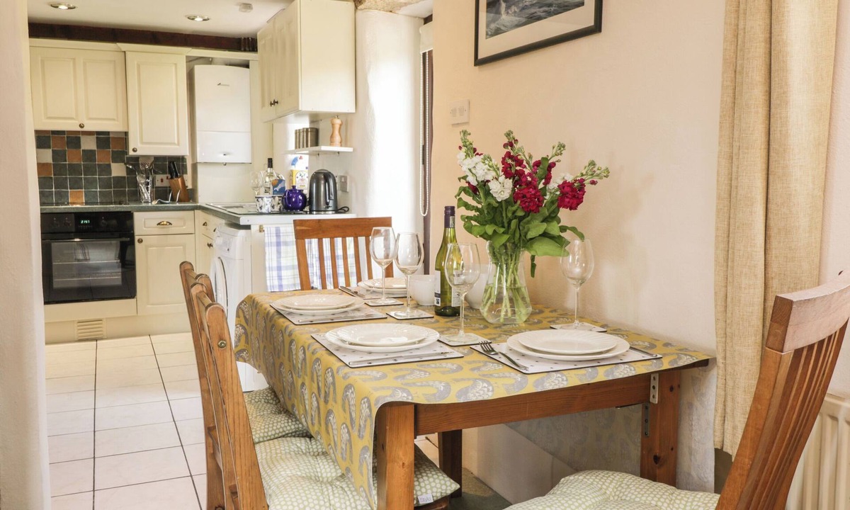 Wadebridge Cottage | Applestore