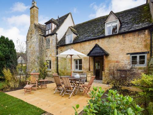 Winchcombe House | Archers
