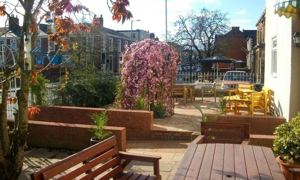 Carlisle House | Arkale Lodge