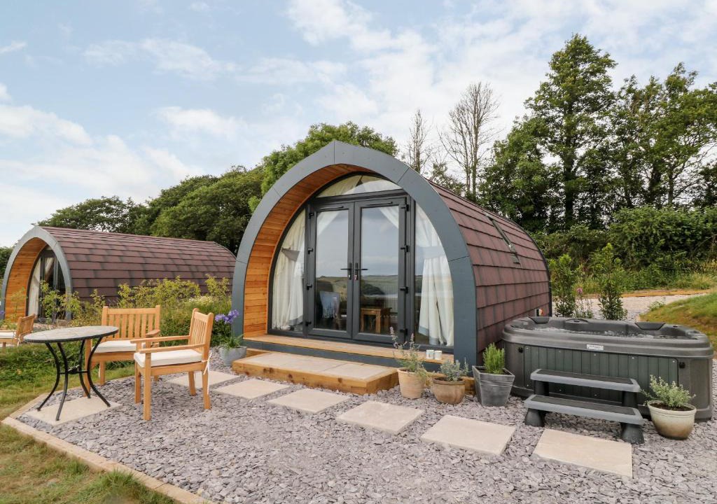 Saltash House | Ash