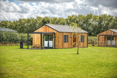 Radbourne House | Ash Lodge