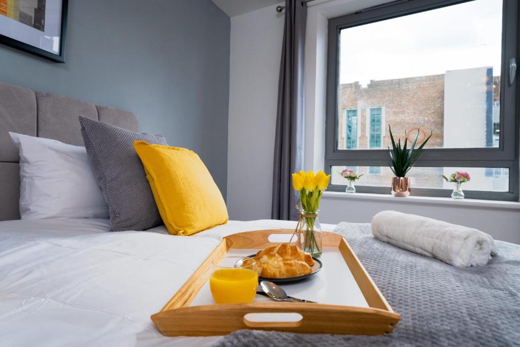 Watford Town Centre Apartment | Ashleigh two bed apartment in the heart of watford