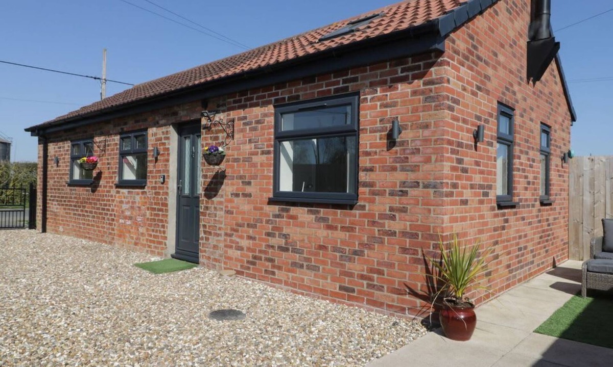 Ottringham Cottage | Ashtree Cottage, in Ottringham