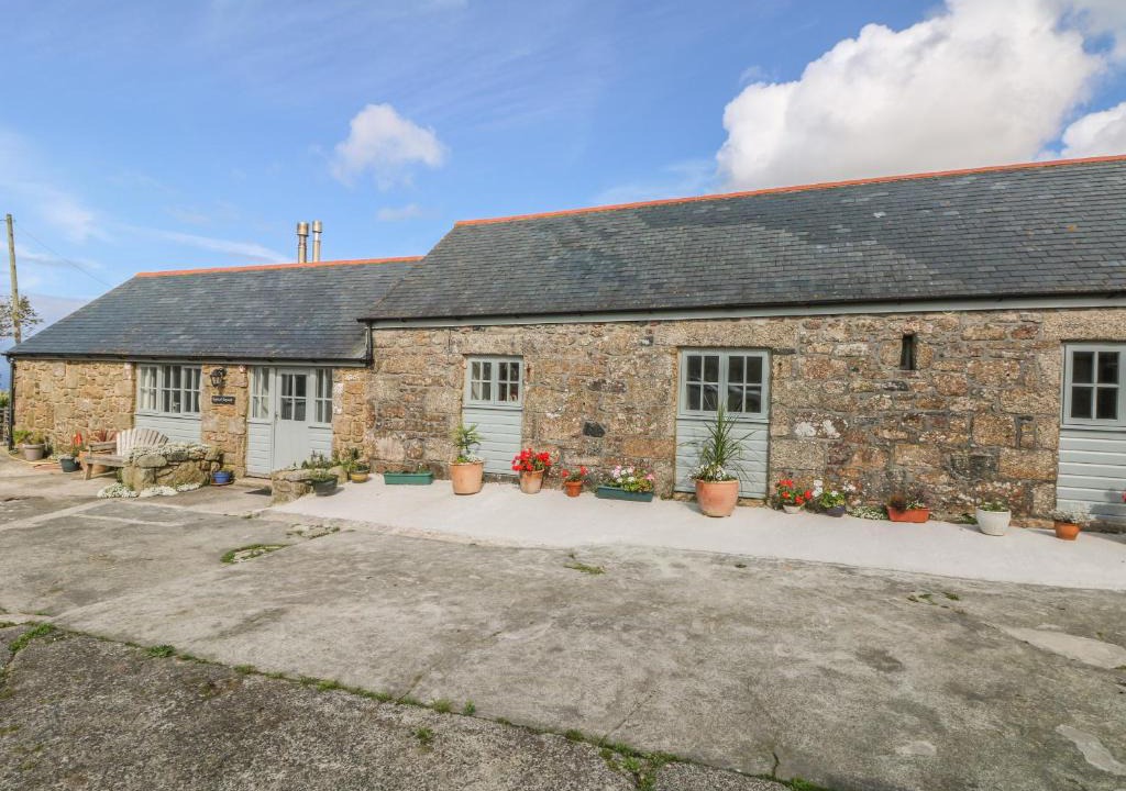 Chysauster House | Back Of Beyond