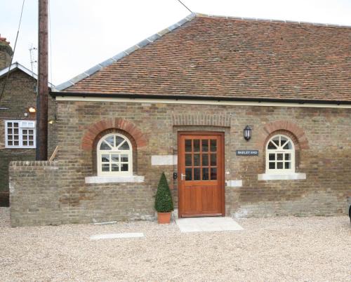 Ivinghoe House | Barley End