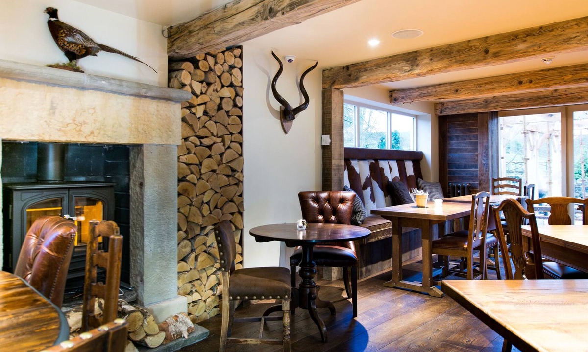Fence Bed & Breakfast | Barley Mow