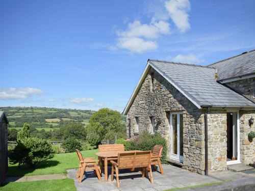 Llandeilo House | Barn Cottage