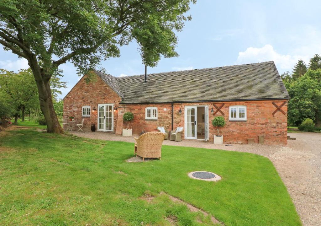Dalbury Lees House | Barn Owl