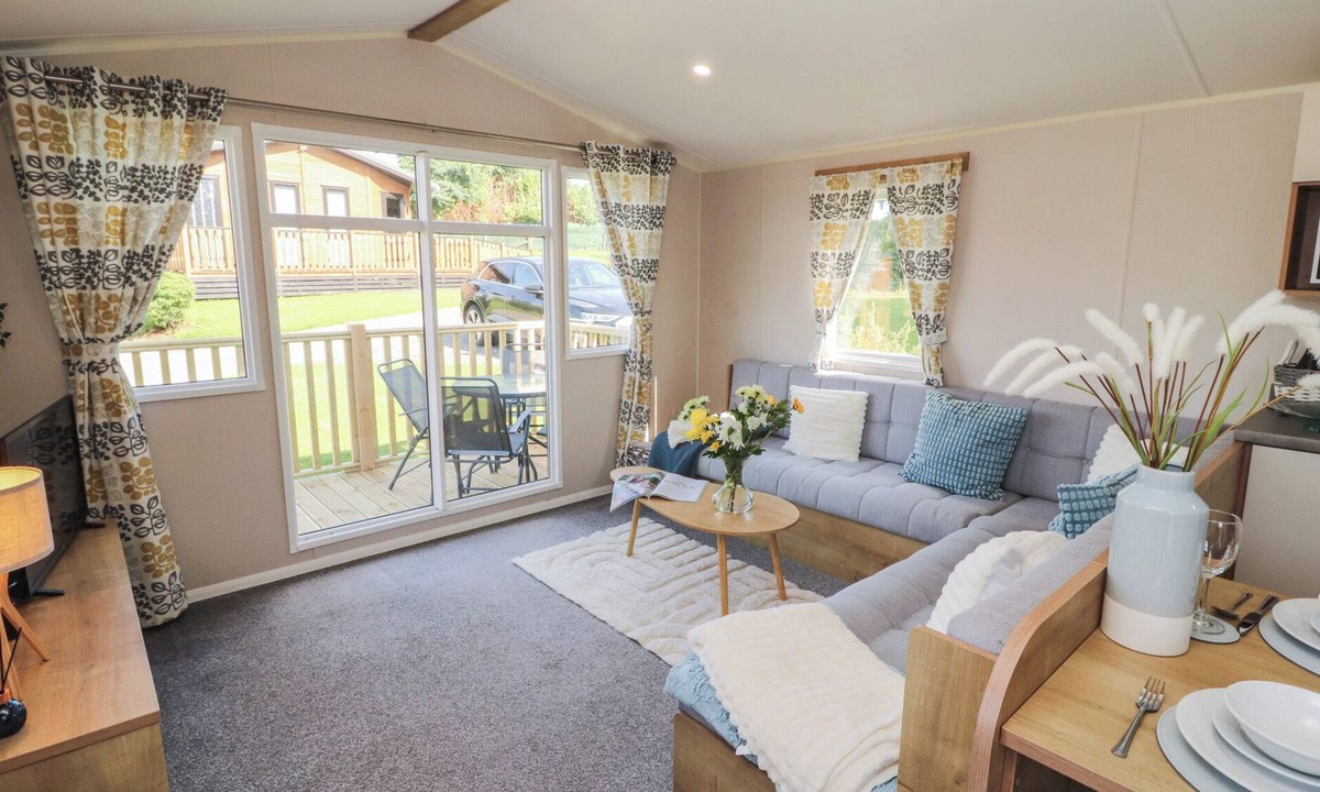 Carnforth Cottage | Barney's Retreat - Docker Park Farm