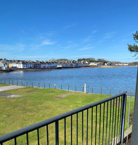 Garlieston House | Beachcomber