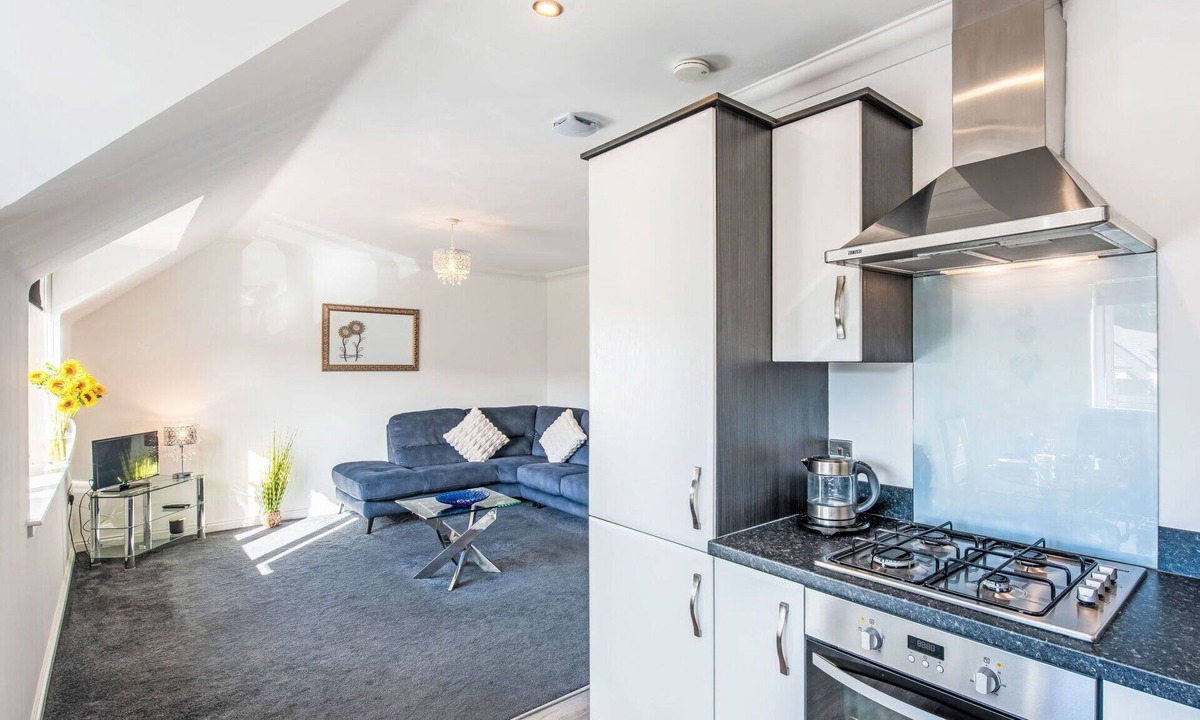 Forres Apartment | Beautiful apartment for 4 people with WIFI, TV and patio