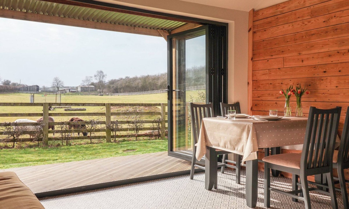 Goodmanham Cottage | Beech Tree Cabin