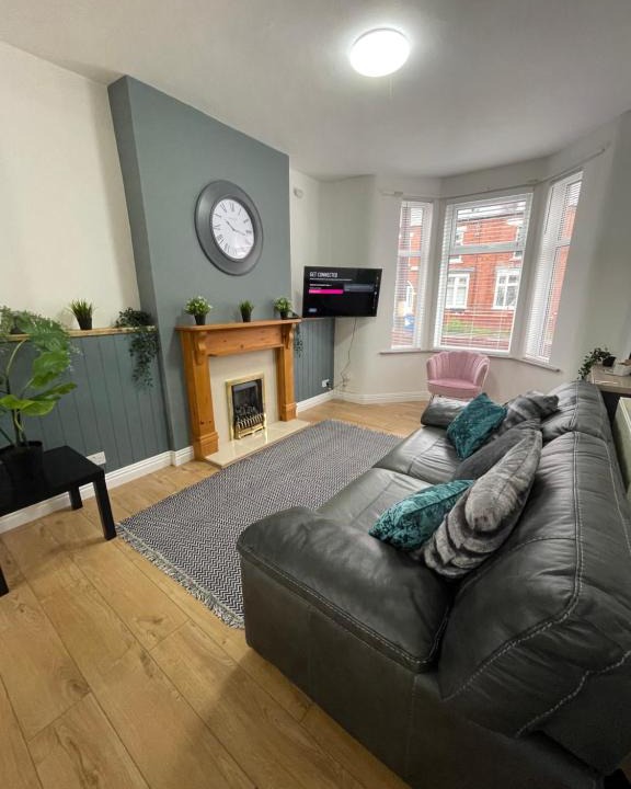 Crewe House | Bentley Place