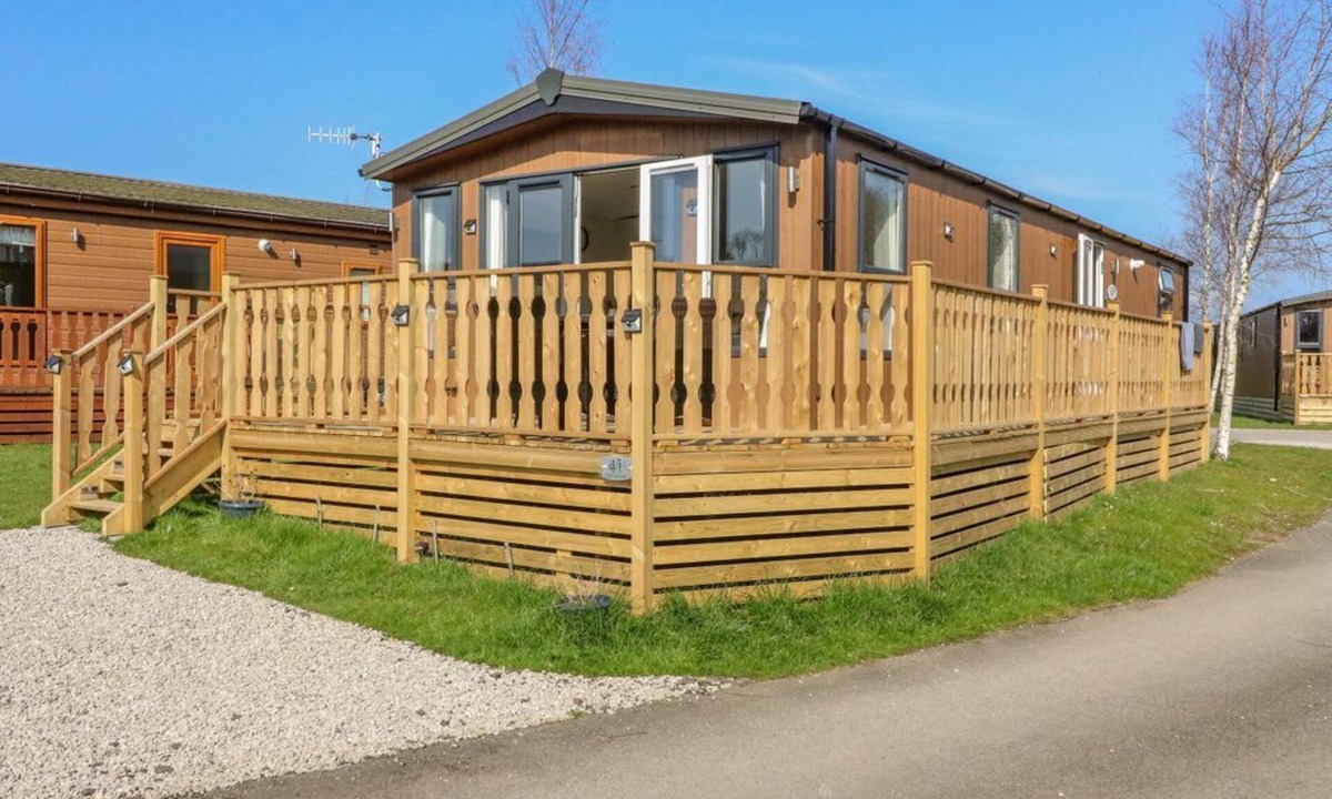 South Lakeland Leisure Village Cabin | Birch Lodge, Carnforth, Lancashire