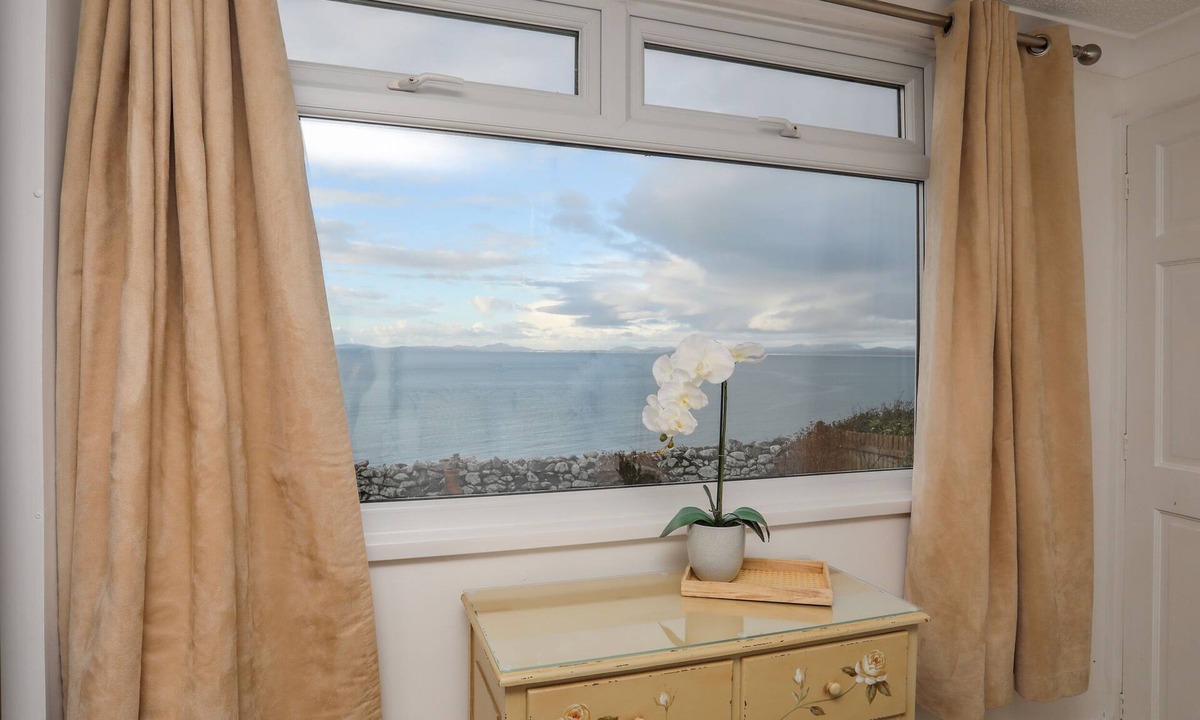 Llandanwg Cottage | Bramble Bank