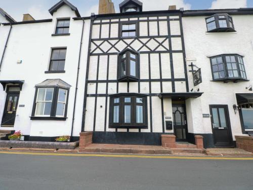 Parkgate House | Broad Beams