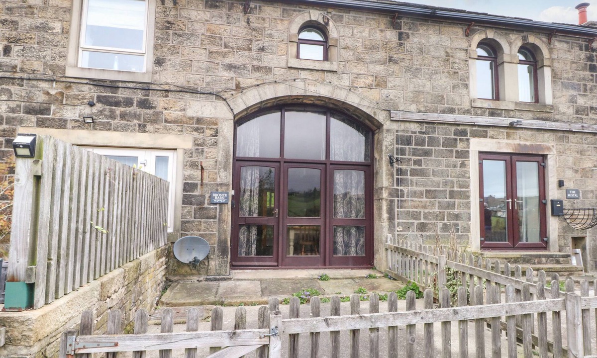 Oakworth Cottage | Bronte Barn