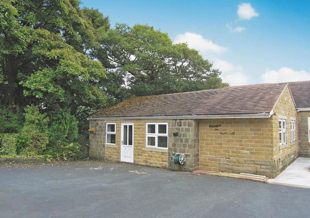 Oakworth House | Bronte Cottage