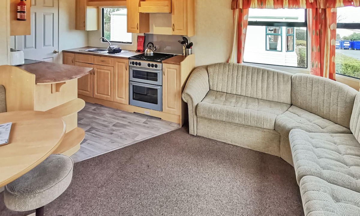 Aberystwyth House | Bronze Plus 3 Bed Pets Sleeps 6