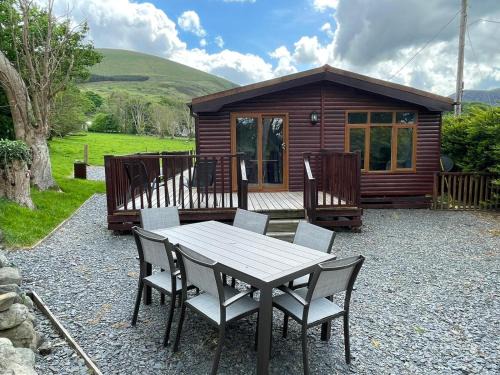 Brynrefail House | Buarth Wern